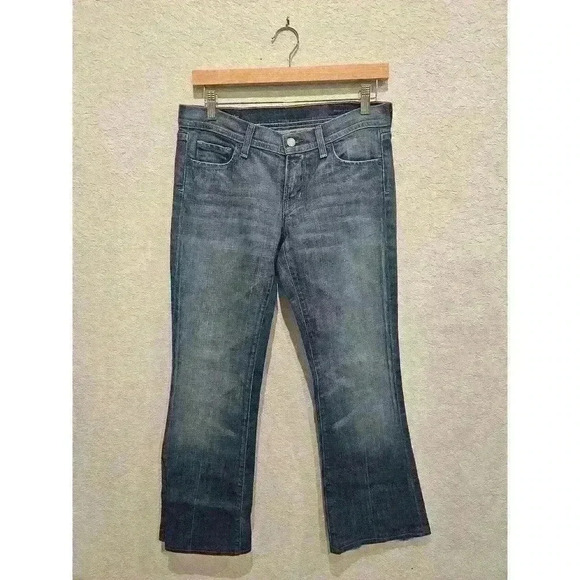 Citizens of Humanity. Wimbledon stretch # 144. Ingrid flare. - Picture 1 of 7